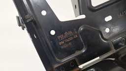 SUPORTE FAROL ESQUERDO BMW X1 2018 2019