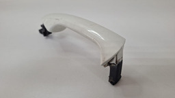 MAÇANETA EXTERNA TRASEIRA DIREITA MERCEDES A200 1.6 2015