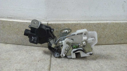 FECHADURA TRASEIRA DIREITA MITSUBISHI PAJERO TR4 2007 A 2015