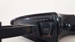 MAÇANETA EXTERNA DIANTEIRO ESQUERDO MERCEDES C180 2011 2012