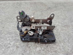 FECHADURA DIANTEIRA DIREITA IVECO DAILY 2018