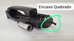 MAÇANETA EXTERNA DIANTEIRO DIREITO NISSAN LIVINA 2009 A 2014