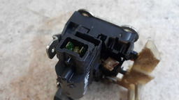 FECHADURA ELÉTRICA DIANTEIRA DIREITA RENAULT LOGAN 2014