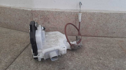 FECHADURA ELÉTRICA DIANTEIRA DIREITA VW FOX 2003 A 2009