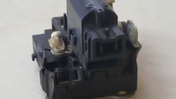 FECHADURA ELÉTRICA TRASEIRA D. RENAULT DUSTER 2012-2015 (1)