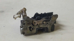 FECHADURA TRASEIRA E. RENAULT SANDERO 2010 2011 2012 (3)