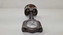 PISTÃO COM BIELA NISSAN VERSA 1.6 2012 A 2016 (1)