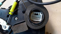 FECHADURA ELÉTRICA D. D. TOYOTA COROLLA 2009 A 2012 (1)