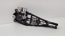 CAVALETE MAÇANETA DIANTEIRO ESQUERDO CHEVROLET TRACKER 2018