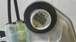 FECHADURA TRASEIRA DIREITA TOYOTA COROLLA 2015 A 2018