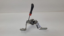 TRAVA BANCO TRASEIRO DIREITO TOYOTA ETIOS 1.3 2017 2018