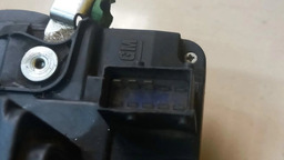 FECHADURA DIANTEIRA DIREITA GM ZAFIRA 2002 2003 2004 2005