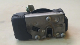 FECHADURA DIANTEIRA DIREITA GM ZAFIRA 2002 2003 2004 2005