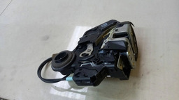 FECHADURA TRASEIRA DIREITA TOYOTA HILUX 2012 A 2015 (1)