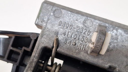 MAÇANETA CAVALETE EXTERNA DIANTEIRO D TRACKER 2014 A 2018