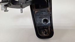 MAÇANETA TRASEIRO ESQUERDO RENAULT DUSTER 2017 2018 TRASEIRA