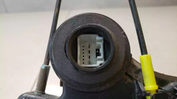 FECHADURA TRASEIRA DIREITA TOYOTA COROLLA 2003