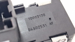 BOTÃO VIDRO ELÉTRICO TRASEIRO D JEEP CHEROKEE 2014 2015