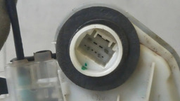 FECHADURA TRASEIRA DIREITA TOYOTA COROLLA 2015 A 2018