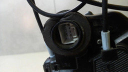 FECHADURA TRASEIRA DIREITA TOYOTA COROLLA 2009 A 2012