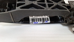 MAÇANETA TRASEIRO ESQUERDO TOYOTA COROLLA 2009 A 2012 TRASEIRA