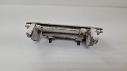 MAÇANETA DIANTEIRO ESQUERDO CHEVROLET CORSA 2003 A 2006 DIANTEIRA