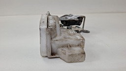 FECHADURA PORTA TRASEIRO E MITSUBISHI PAJERO TR4 2009 A 2012