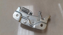 BATENTE FECHADURA PORTA MALAS MITSUBISHI LANCER 2011