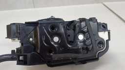 FECHADURA TRASEIRA DIREITA ELÉTRICA VW JETTA 2014