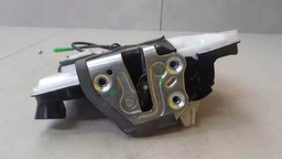 FECHADURA DIANTEIRA ESQUERDA TOYOTA HILUX 2021