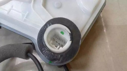 FECHADURA DIANTEIRA ESQUERDA TOYOTA HILUX 2021