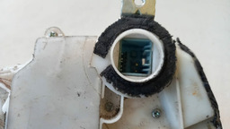 FECHADURA TRASEIRA DIREITA HONDA NEW CIVIC 2008 A 2011 (2)