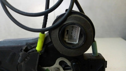 FECHADURA TRASEIRA ESQUERDO TOYOTA HILUX 2012 A 2015 (2)