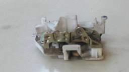 FECHADURA TRASEIRA DIREITA HONDA CIVIC 2001 2002 2003 2004