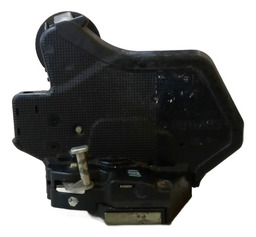 FECHADURA TRASEIRA ESQUERDO TOYOTA HILUX 2012 2013 2014 2015