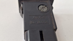 BOTÃO FAROL MILHA TOYOTA COROLLA 2004