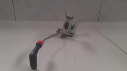 TRAVA BANCO TRASEIRO ESQUERDO TOYOTA ETIOS 2017