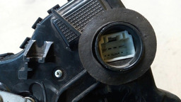 FECHADURA DIANTEIRO DIREITO TOYOTA COROLLA 2009 A 2012