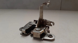 FECHADURA TAMPA TRASEIRA LADO DIREITO TOYOTA HILUX 2015