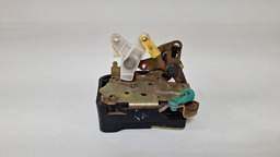 FECHADURA TRASEIRO DIREITO CHRYSLER PT CRUISER 2002 A 2005