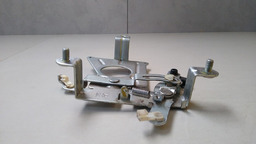 TRAVA TAMPA TRASEIRA PORTA MALA HYUNDAI TUCSON 2007 A 2009