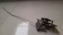 FECHADURA DIREITA TAMPA TRASEIRA VW SAVEIRO CROSS 2018