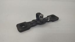 TRAVA FECHADURA INFERIOR TAMPA TRASEIRA PASSAT VARIANT 2010