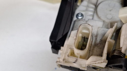 FECHADURA JEEP CHEROKEE 2010 PORTA DIANTEIRO ESQUERDO