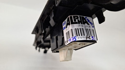 BOTÃO VIDRO ELÉTRICO DIANTEIRO DIREITO TOYOTA COROLLA 2015