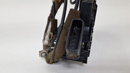 FECHADURA TRASEIRO DIREITO NISSAN SENTRA 2008 A 2011