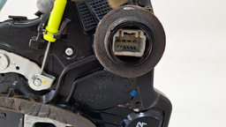 FECHADURA  DIANTEIRO DIREITO TOYOTA COROLLA 2006 A 2009