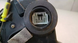 FECHADURA DIANTEIRA DIREITA TOYOTA COROLLA 2003 (2)