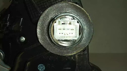 FECHADURA DIANTEIRA DIREITA TOYOTA RAV4 2010