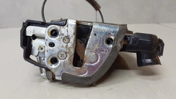 FECHADURA DIANTEIRA DIREITA TOYOTA HILUX 2015